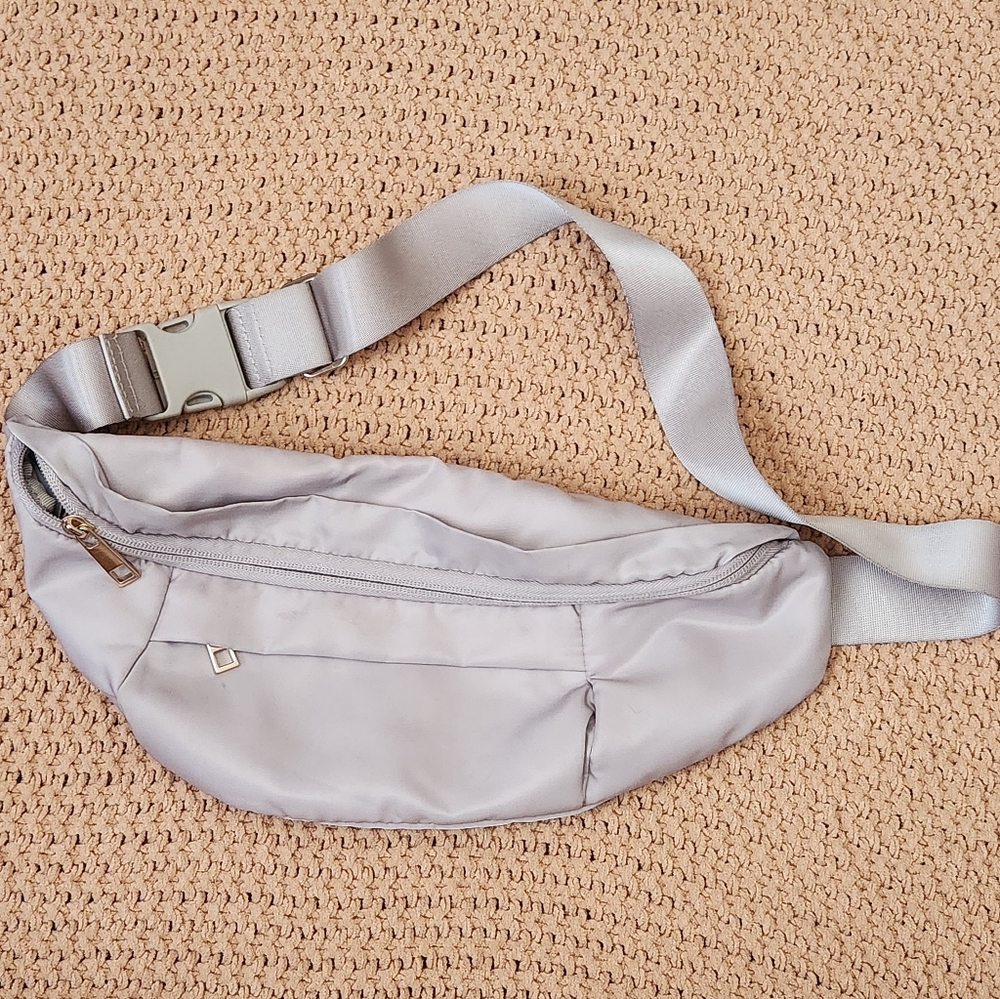 a new day Light Gray Beige Belt Bag